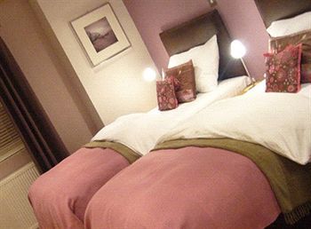 Bath House Hotel