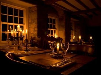 Hostal The White Lion Inn