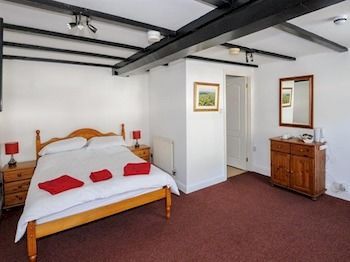 Hostal The George Inn