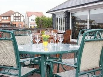 Oyster Fleet Hotel