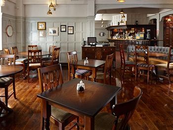 Hostal Royal Oak