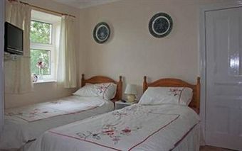 Bed & Breakfast Drakewalls House