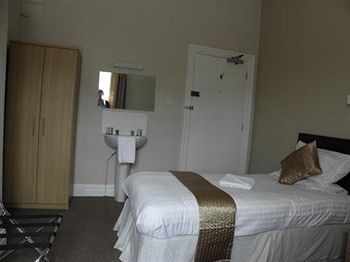 Hostal The Station Hotel