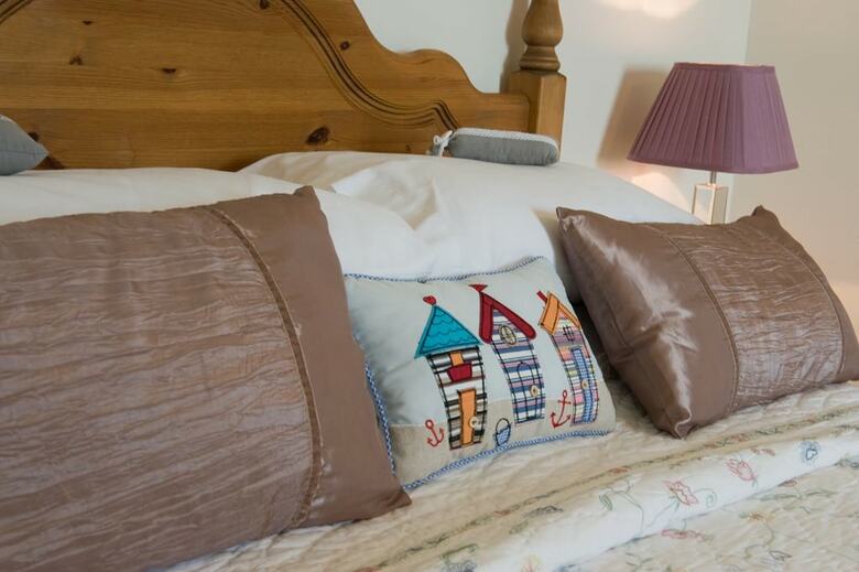 Hotel South Stack Coastal Retreats
