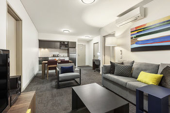 Hotel Quest At Sydney Olympic Park