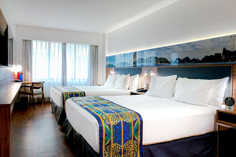 Arena Leme Hotel