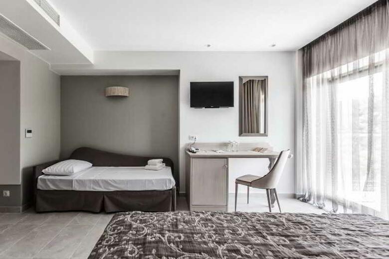 Hotel Elinotel Sermilia