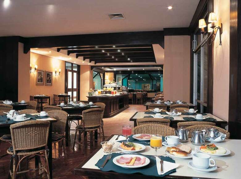 Hotel Deville Business Maring�