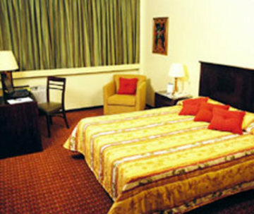 Hotel Deville Business Maring�