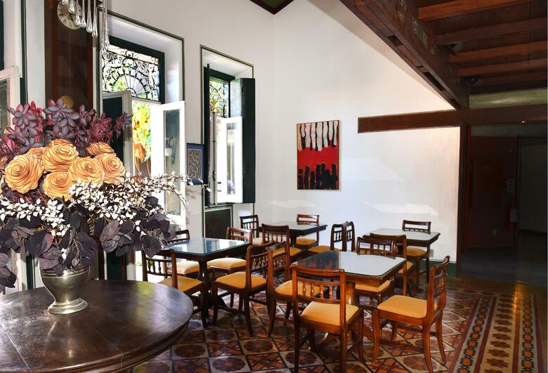 Catharina Paragua�u Hotel