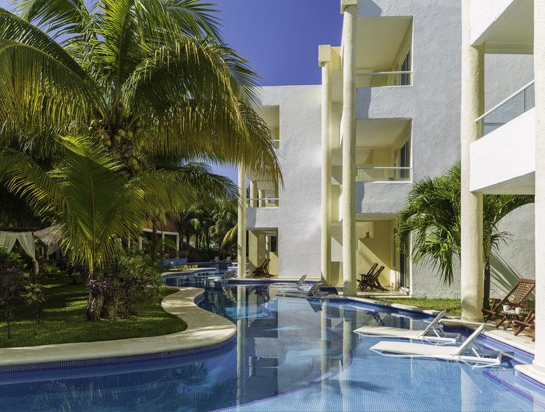 Hotel Boutique El Dorado Seaside Suites