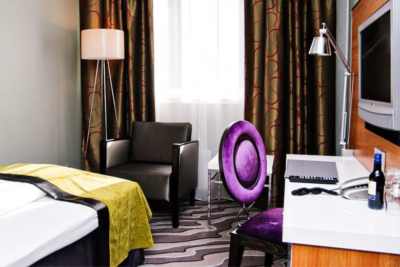 Clarion Hotel Admiral