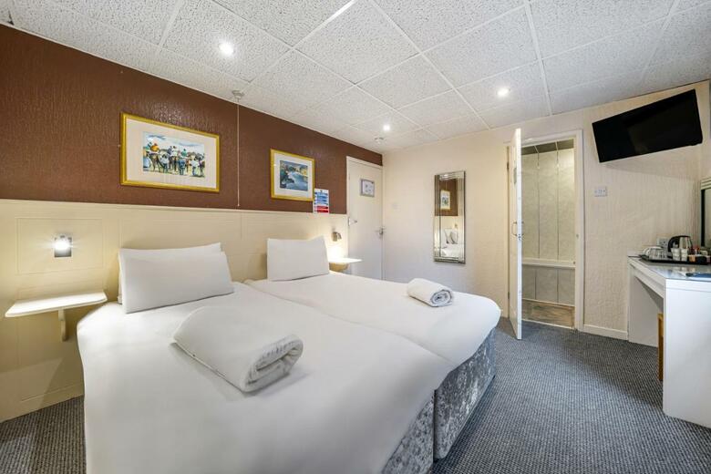 Bedford Hotel