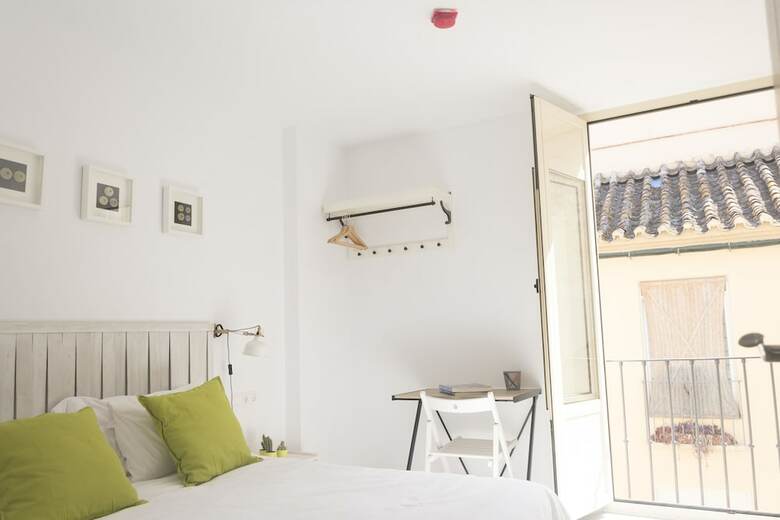 Hostal La Siesta Malaga Guesthouse