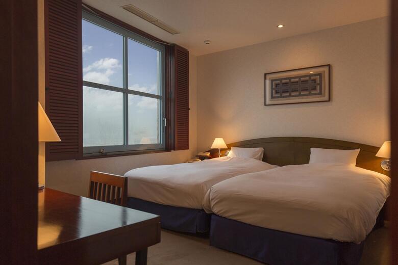 Mojiko Hotel