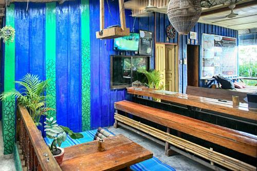 Hostal Man'groove Guesthouse