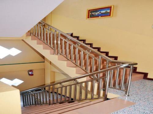 Hostal Royal Tulip Hotel