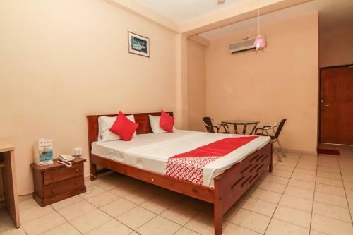 Sea Shine Beach Hotel