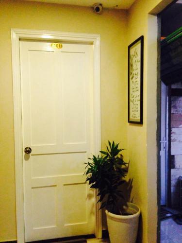 Hostal Funny House (apart & Inn)
