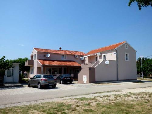 Apartments Branko Nin