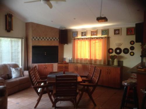 Hostal Dobbs Lodge
