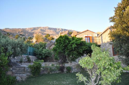 Vrachos Villas
