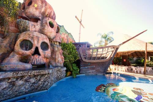 Hotel Parque Aqu�tico Cascan�ia