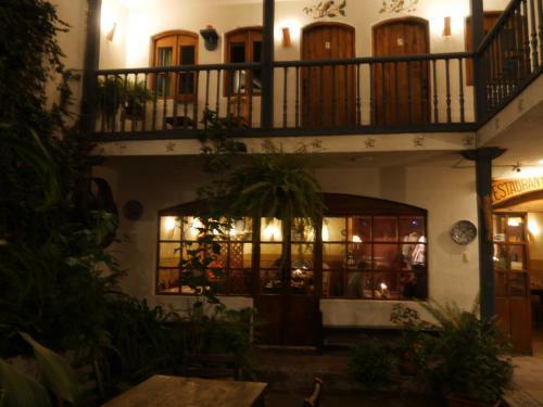 Hotel Do�a Esther Otavalo