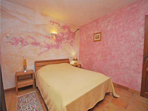 Holiday Home Roquefort Les Pins 08