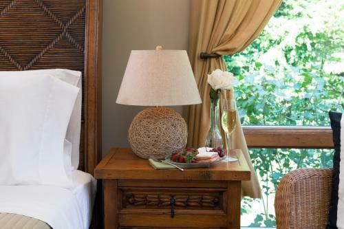 Bed & Breakfast Abbey's Lantern Hill Inn