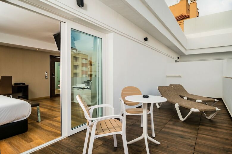 Mb Boutique Hotel Adults Only