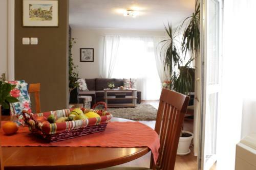 Sunny Day Apartment