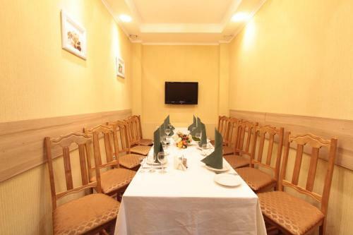 40 Let Pobedy Hotel