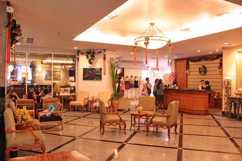 Grand Diamond Suites Hotel
