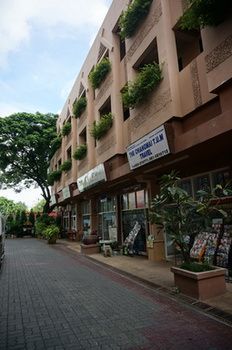 Hotel Maninarakorn