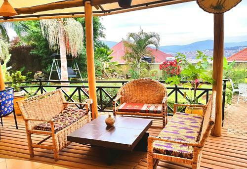 Hostal Yambi Guesthouse