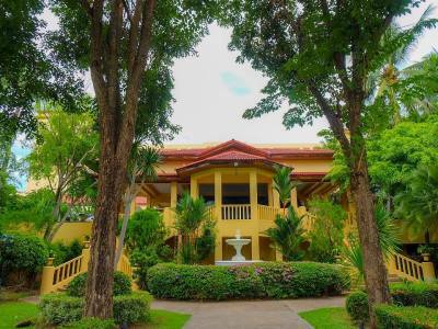 Hotel Dusit Thani