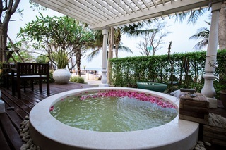 Hotel Wora Bura Resort & Spa
