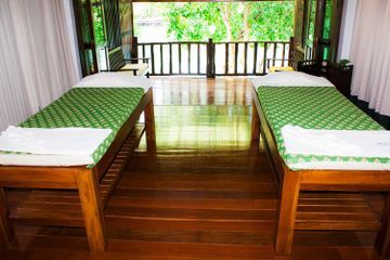 Hotel Aana Resort And Spa