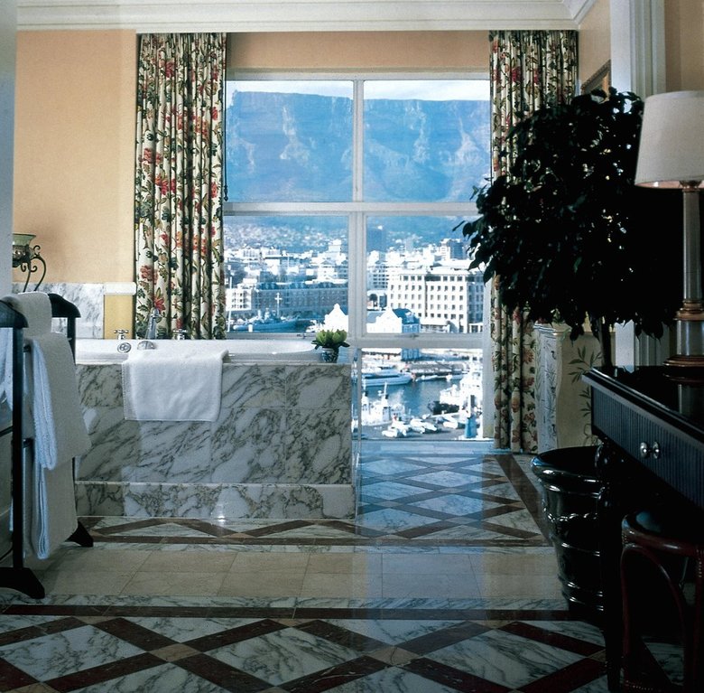 Hotel Table Bay