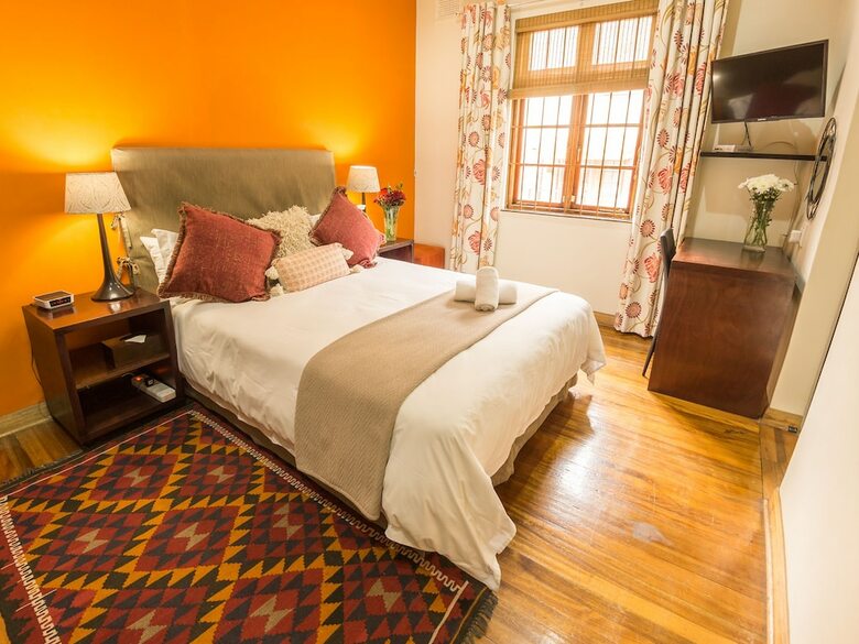 Hostal Mackaya Bella Guest House