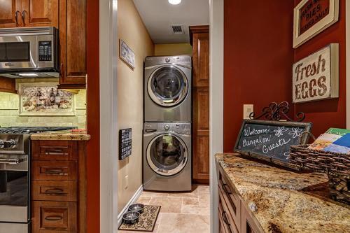 Hillcrest House Bed & Breakfast