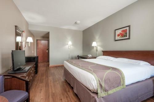 Hotel Super 8 By Wyndham Grayson