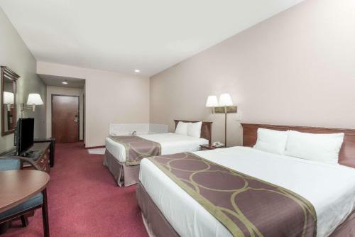 Hotel Super 8 By Wyndham Grayson