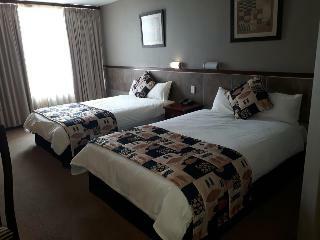 Hotel Pine Lake Inn