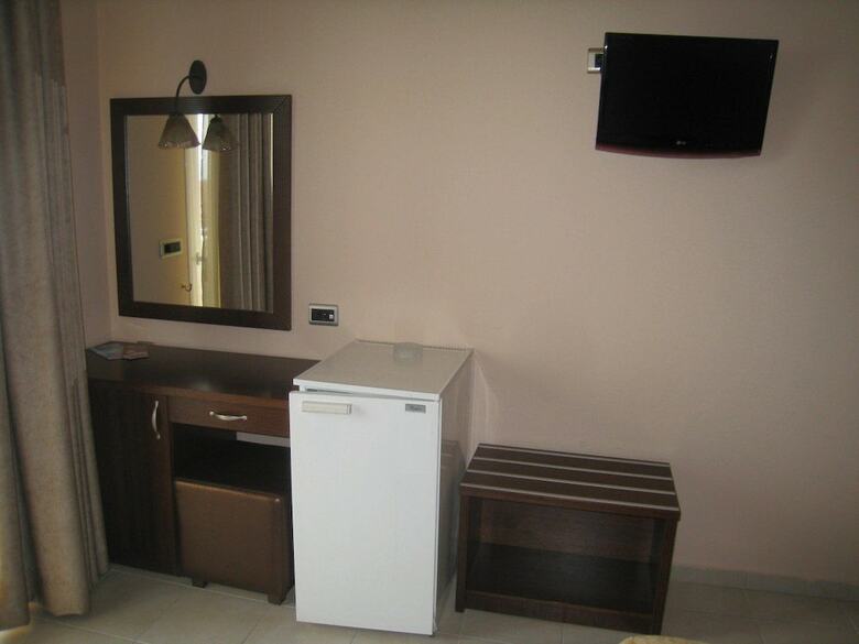 9 Queens Spa Hotel