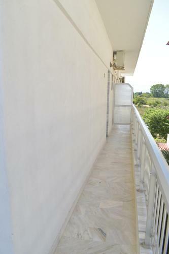 Ainalis Apartments