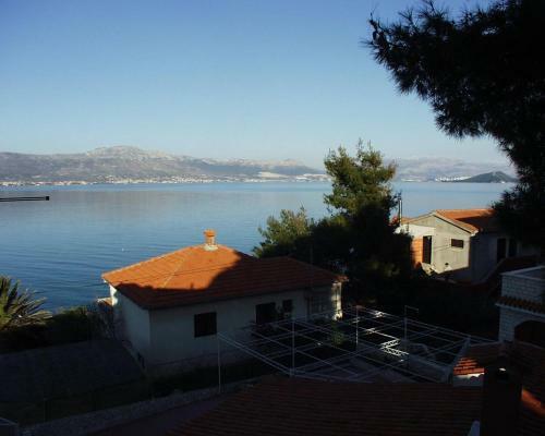 Hostal Apartment Slatine 460a