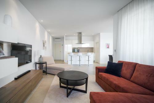 Acadia Beach Apartments Slatine