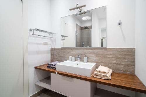 Acadia Beach Apartments Slatine